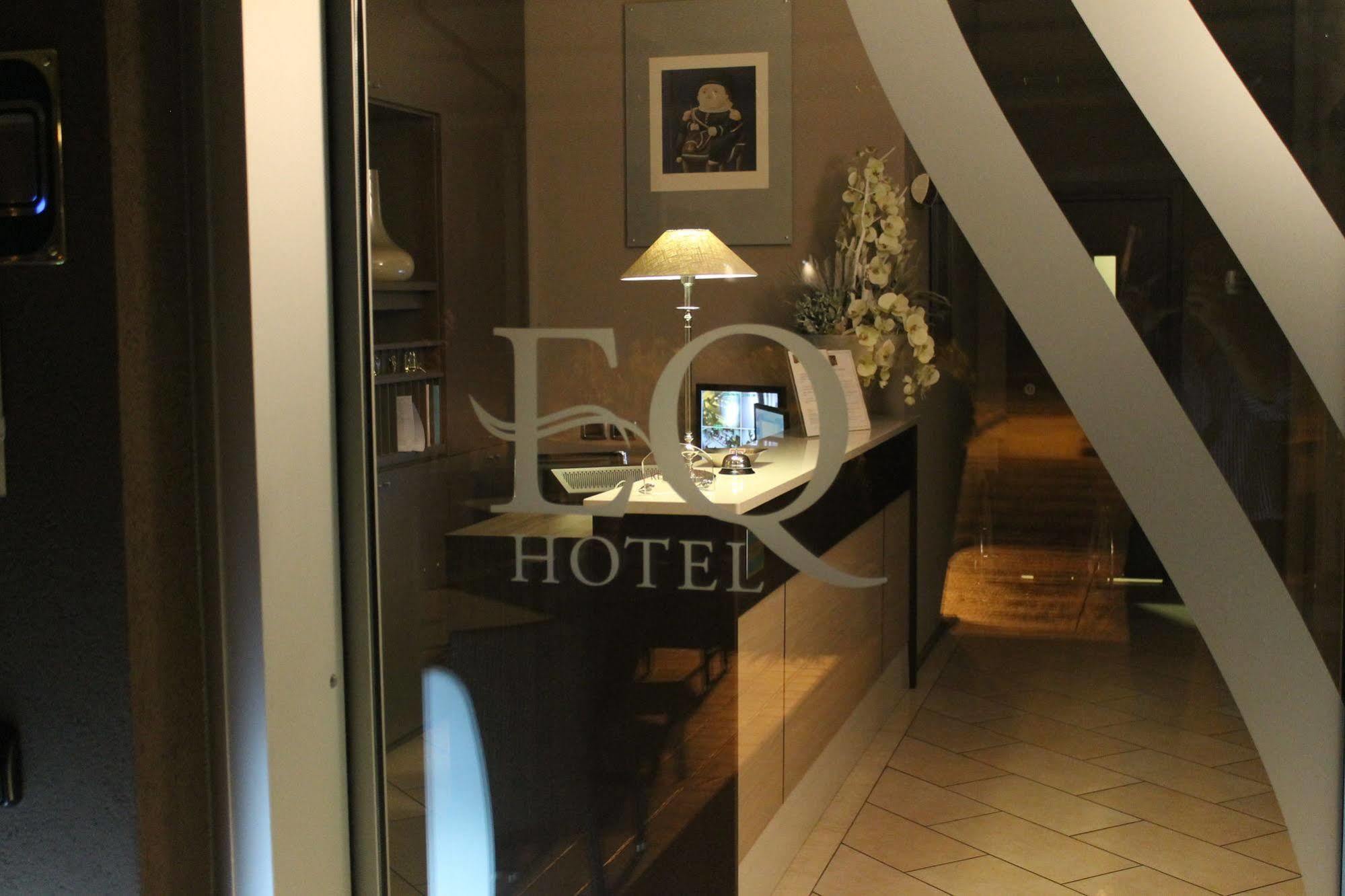 Eq Hotel Травальято Екстер'єр фото